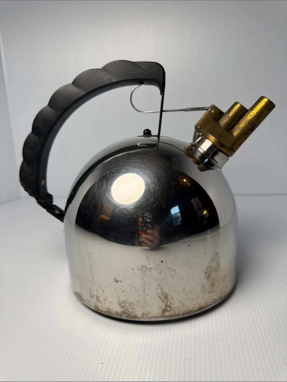 ALESSI Flawed 9091 Stainless Steel Musical Whistling Teakettle Black Handle